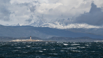 Sailing the Beagle Channel