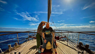 Microcosm Bark Europa by Yse Boucas