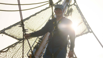 Matthias Dresscher by Isley Reust