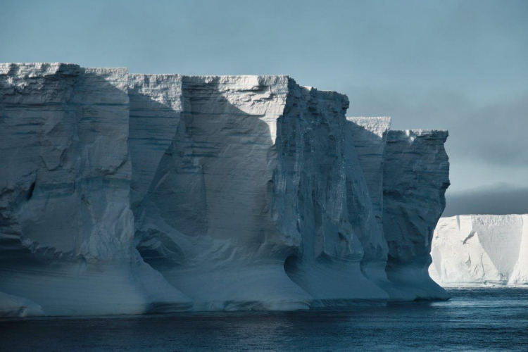 Bransfield Strait and getting into the Antarctic Sound by Richard Simko