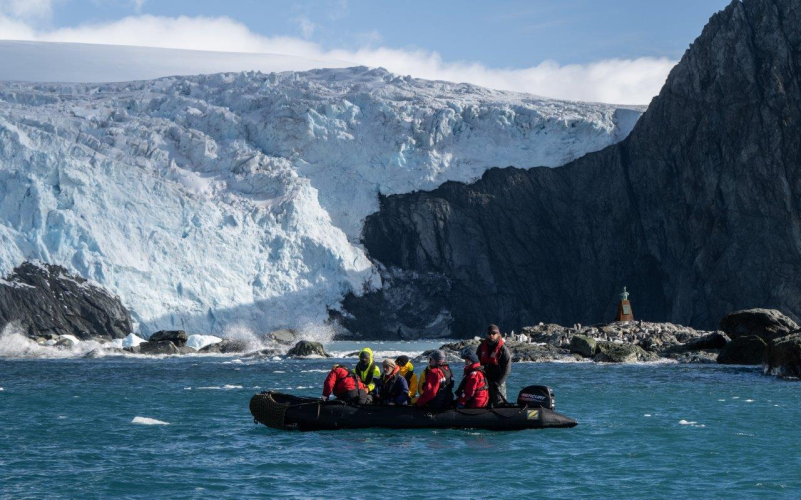 South Shetland Island Jordi Plana Morales Bark EUROPA
