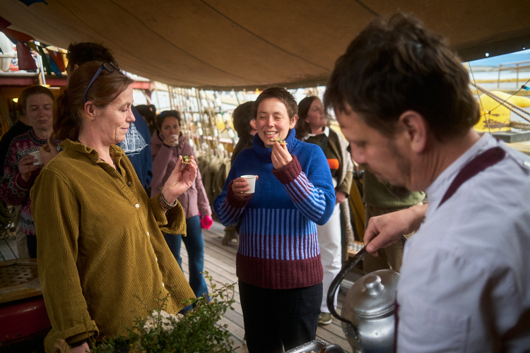 Argentine Antarctica Day Bark EUROPA & Kalma