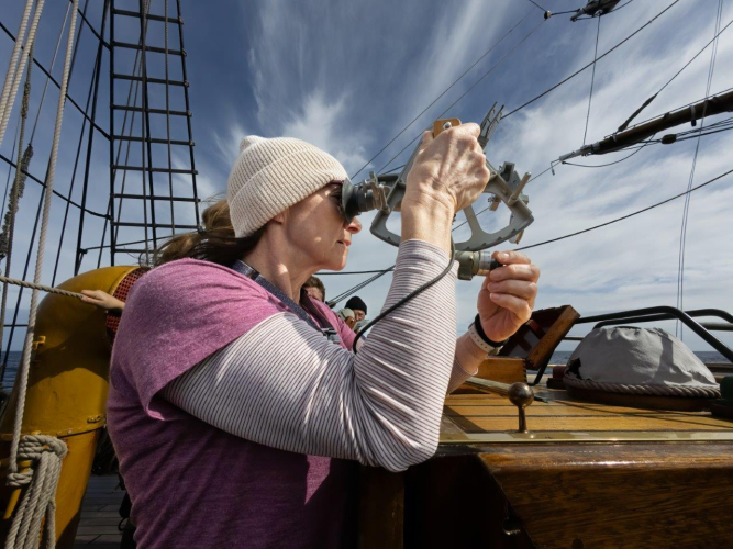 Motoring and Motorsailing our way towards Tristan da Cunha by Jordi Plana Morales