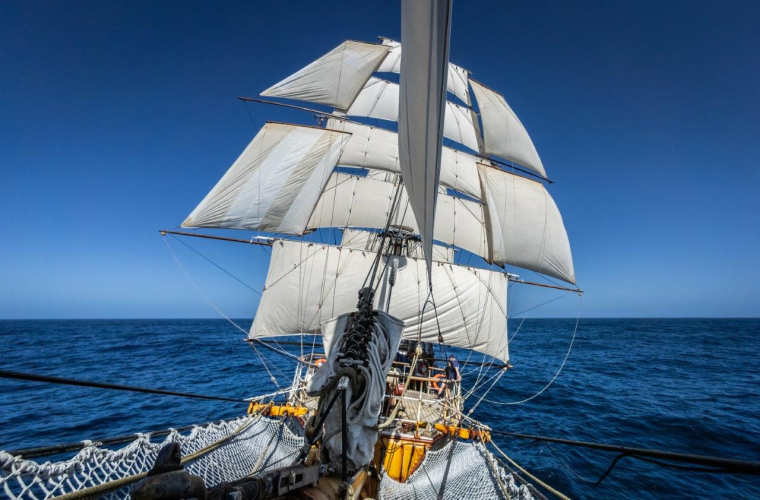 Southeasterlies by Jordi Plana Morales