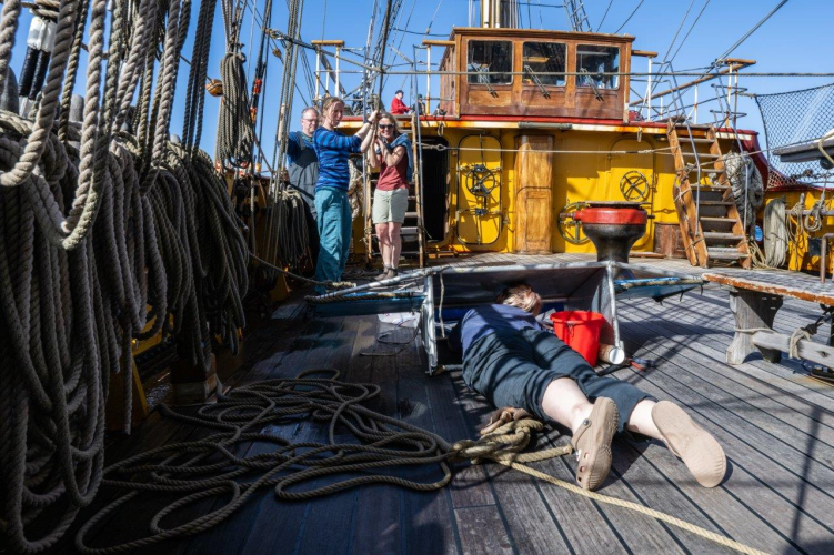 Southeasterlies by Jordi Plana Morales