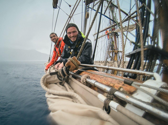 Arrival to Tristan da Cunha by Jordi Plana Morales