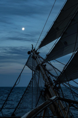 Moonlight during the dogwatch by Philipp Reinhard 