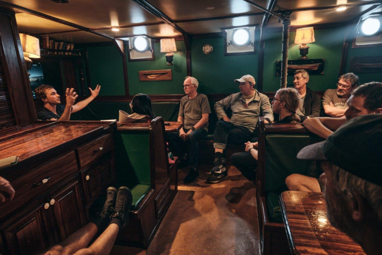 Smooth seas, light winds, good weather by Richard Simko