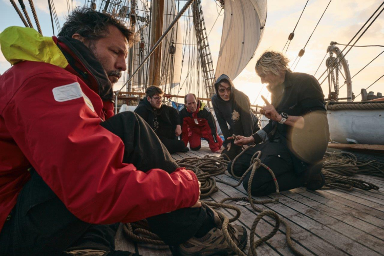 Sailing the Southeasterlies off the African coast by Richard Simko