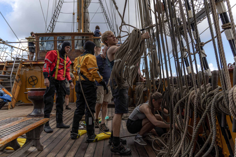 Sailing MOB drill by Marretje Adriaanse