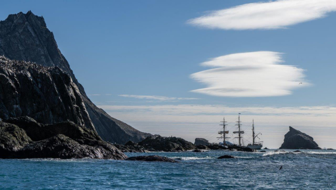 South Shetland Island Jordi Plana Morales Bark EUROPA