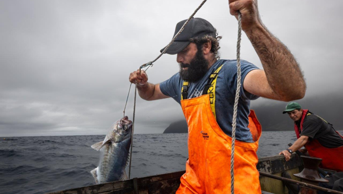 A good day in Tristan da Cunha by Jordi Plana Morales