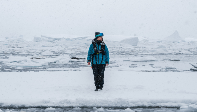 Antarctica - Bark Europa Benjamin Hardman