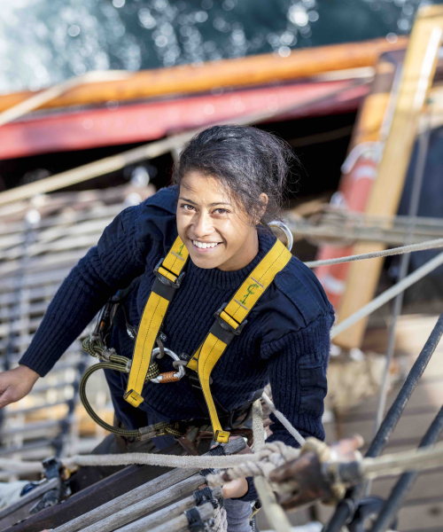 Climbing the rigging