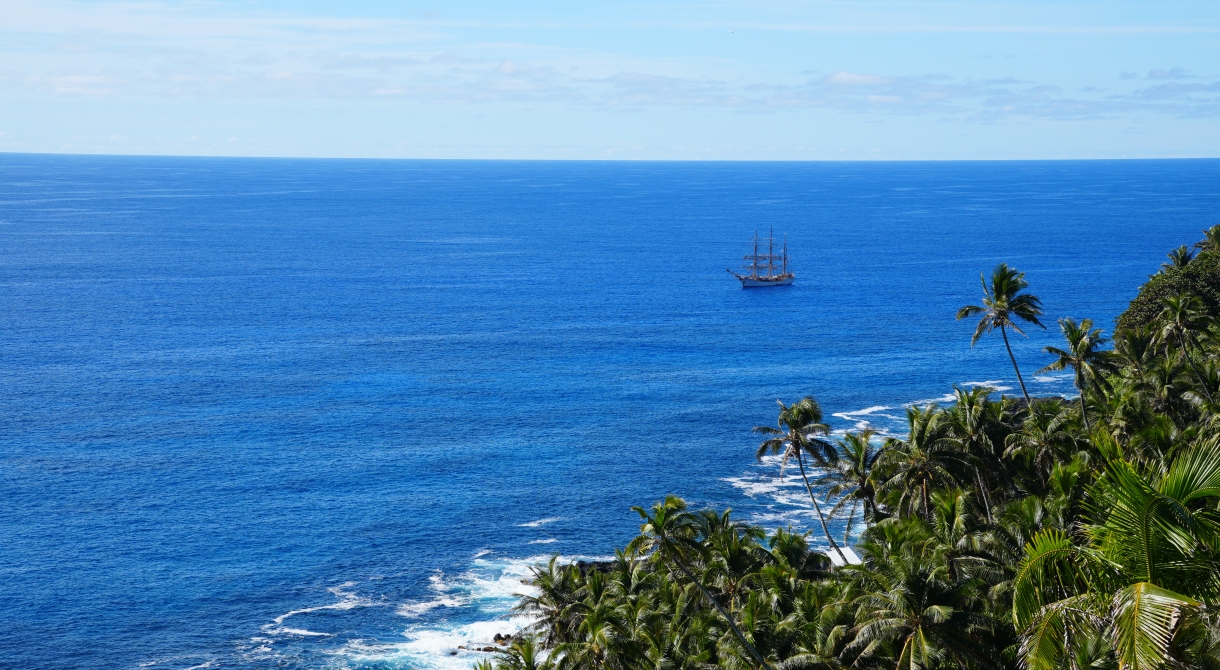 Bark EUROPA at Pitcairn