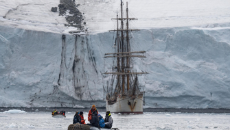 Matthew Lynch Iceberg Graveyard