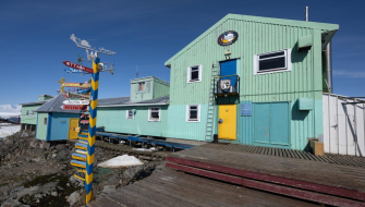 Vernadsky by Jordi Plana Morales