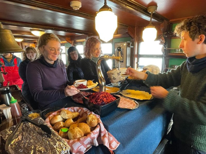 Galley - Meals on board - Bark EUROPA