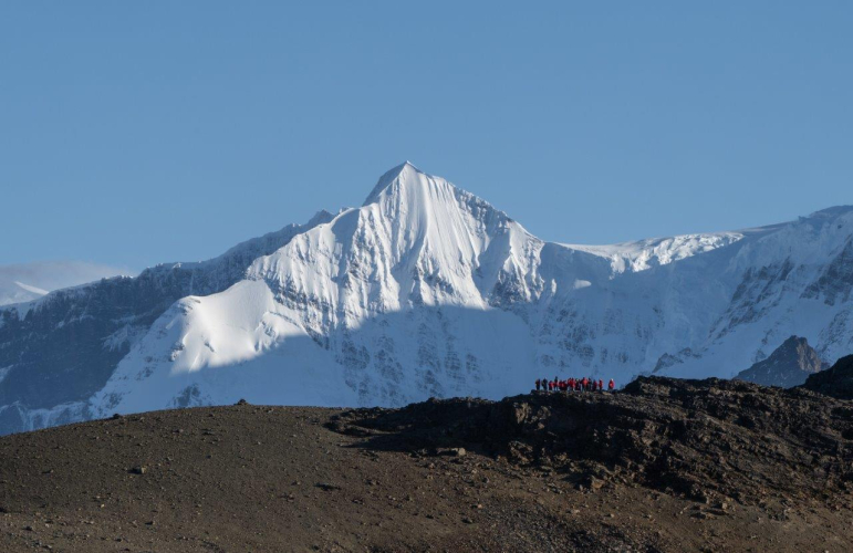 South Georgia, Jason Harbour and Maiviken by Jordi Plana Morales
