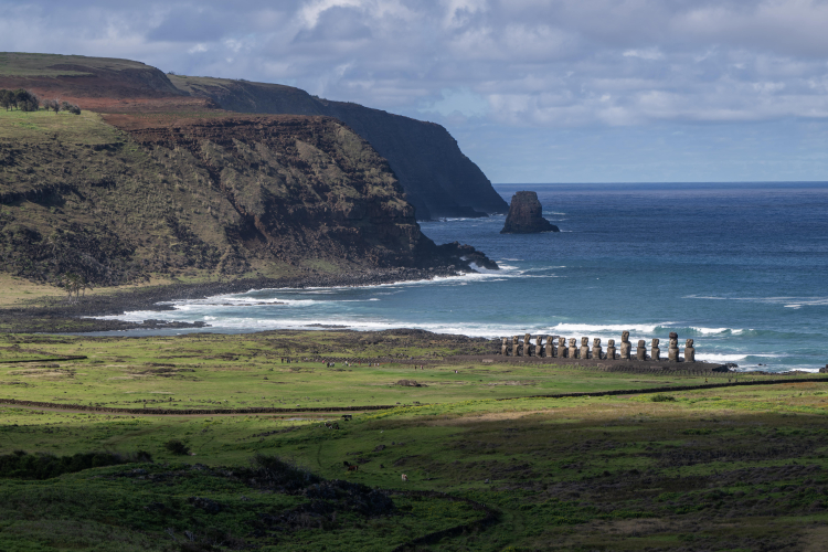 Easter Island Bark EUROPA Rapa Nui by Jordi Plana Morales