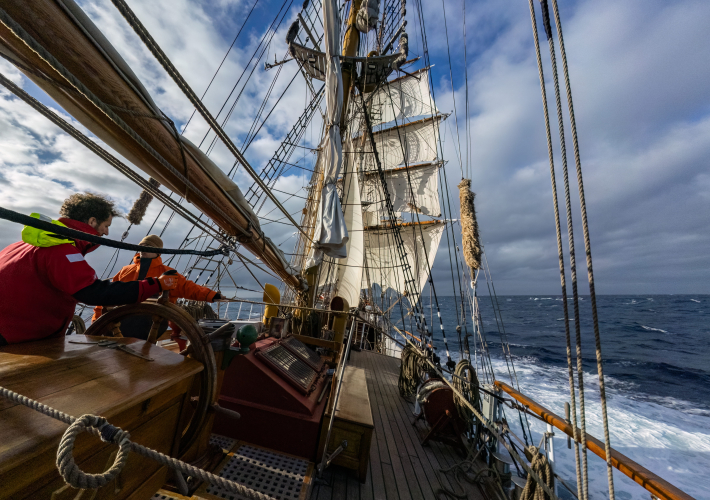 A temperamental Drake Passage Bark EUROPA Jordi Plana Morales