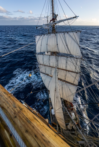 A temperamental Drake Passage Bark EUROPA Jordi Plana Morales