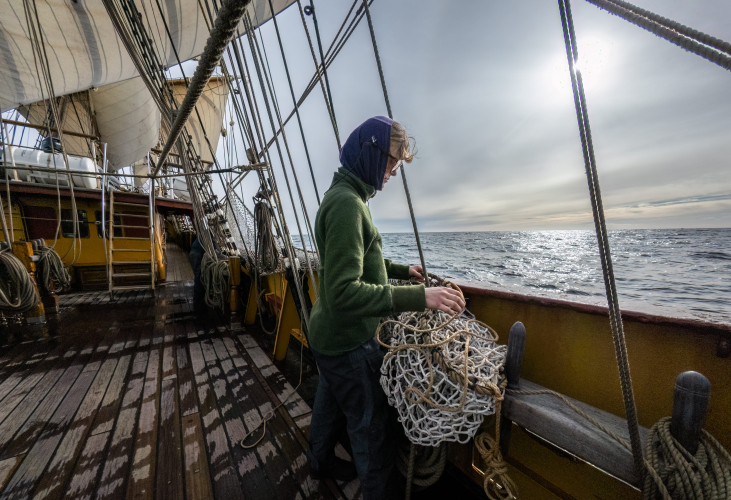 Sailing into the Beagle Channel - Bark EUROPA Jordi Plana Morales