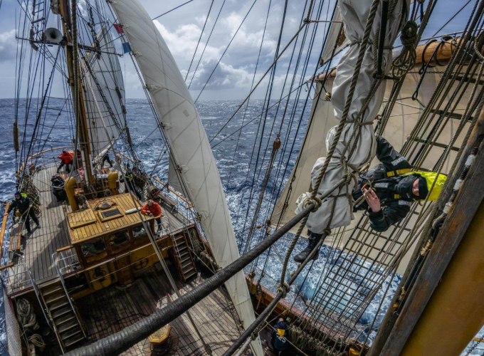 Good weather and a great sailing day in the Drake Passage Bark EUROPA Jordi Plana