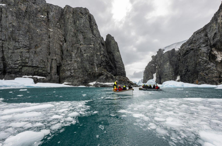 Zodiac cruise at Spert/Trinity Islands channels and icebergs by Jordi Plana Morales Bark EUROPA