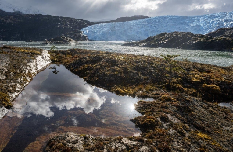 Sailing in the Chilean channels Fiordo Peel (Brujo Glacier) Bark EUROPA