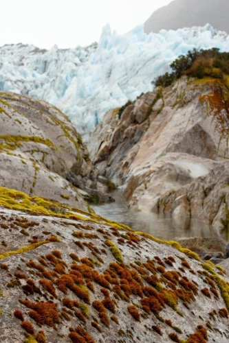 Sailing in the Chilean channels Fiordo Peel - Estero Amalia (Skua Glacier)