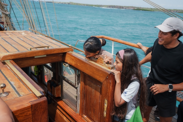 Charles Darwin Foundation Research and Bark EUROPA