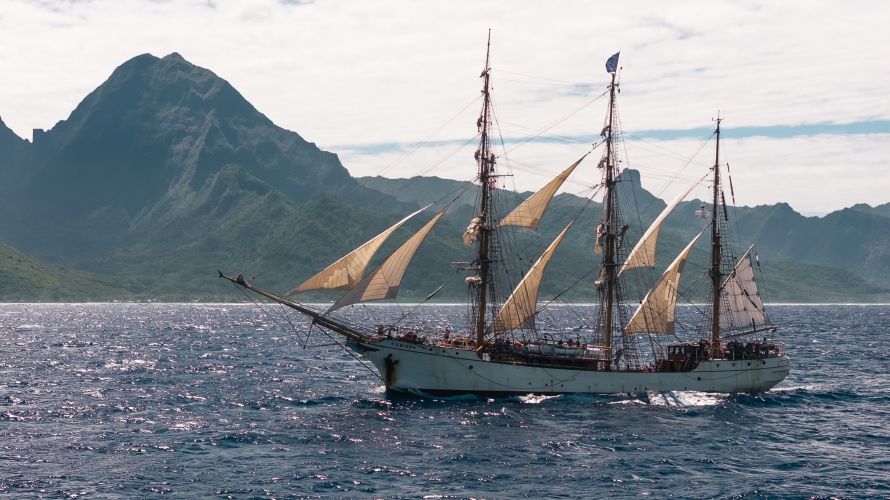 Bark EUROPA sailing from Tahiti by Fraser Edwards