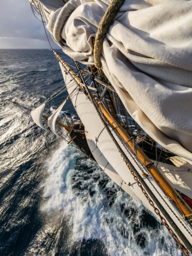 Cape Horn sailing by Jordi Plana Morales