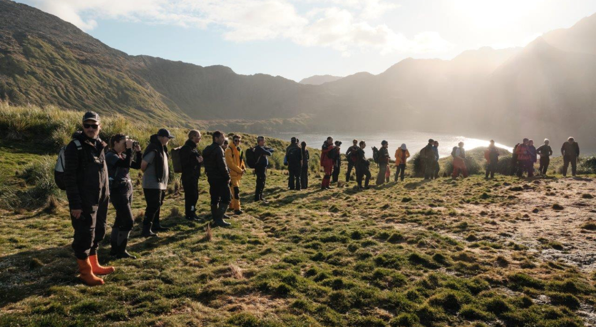 Cobblers Cove Rookery Point Gothul by Richard Simko Bark EUROPA