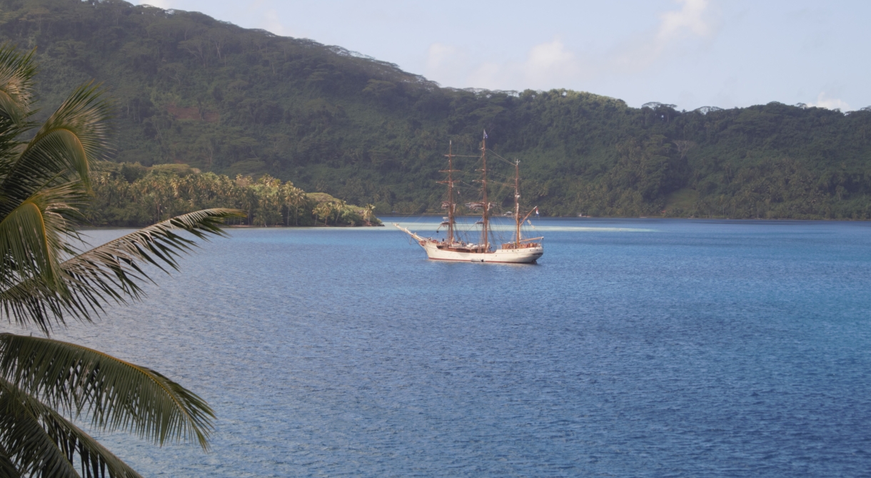 French Polynesia by Jan Stevens