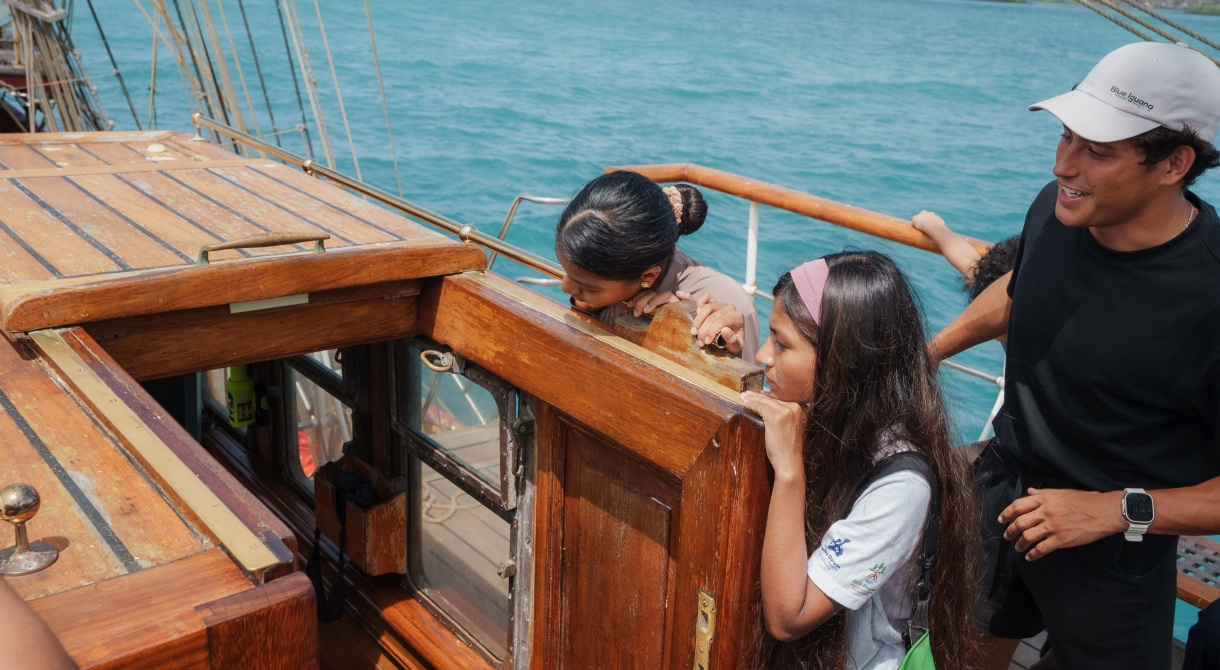 Charles Darwin Foundation Research and Bark EUROPA