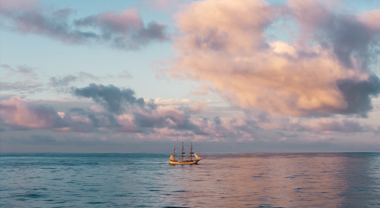 Sailing the Pacific to Pitcairn by Fraser Edwards