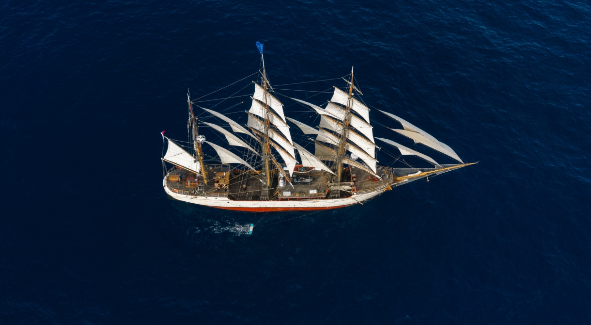 Bark EUROPA manta trawl research in the Pacific Fraser Edwards 