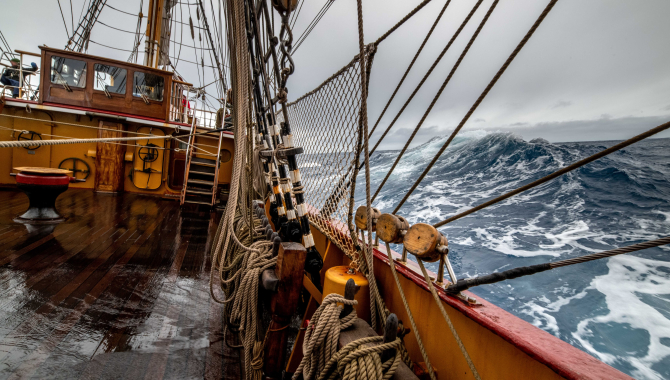Sailing the Drake