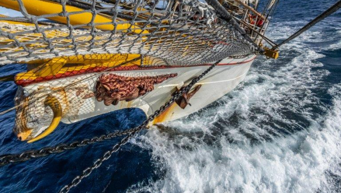 Good weather and a great sailing day in the Drake Passage Bark EUROPA Jordi Plana