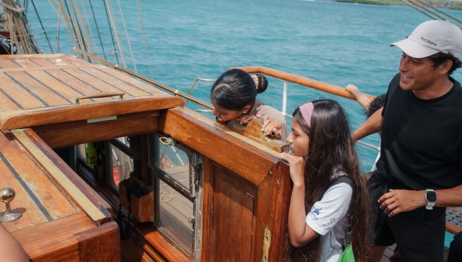 Charles Darwin Foundation Research and Bark EUROPA