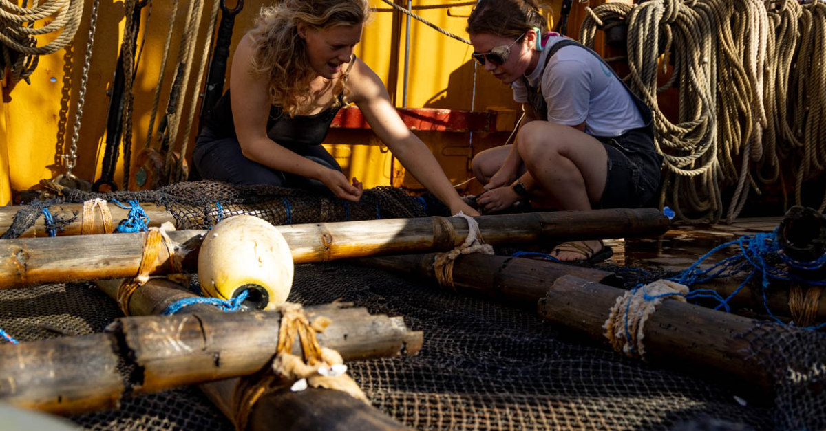 Bark Raft Raft Rescue | Bark EUROPA