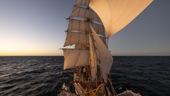Pacific Ocean · Sailing North · Humboldt Current Bark EUROPA