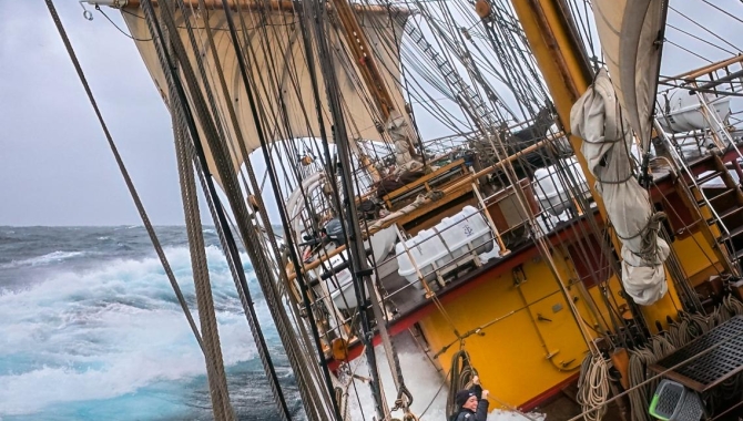 Cape Horn sailing by Jordi Plana Morales
