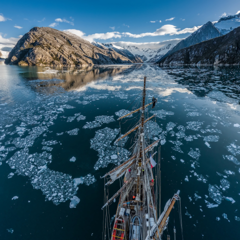 View from aloft in the Chilean Channels